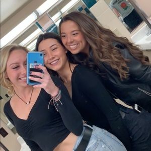 Meet your Posher, Brooke